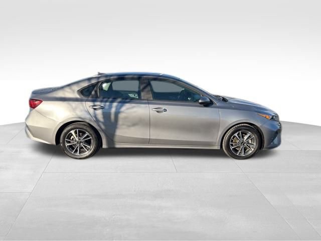 Certified 2024 Kia Forte LXS image 9