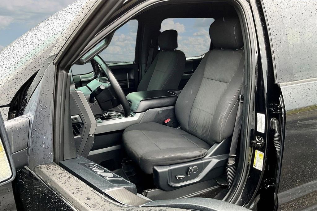 Used 2017 Ford F150 XLT w/ Equipment Group 302A Luxury AWD/4WD image 24
