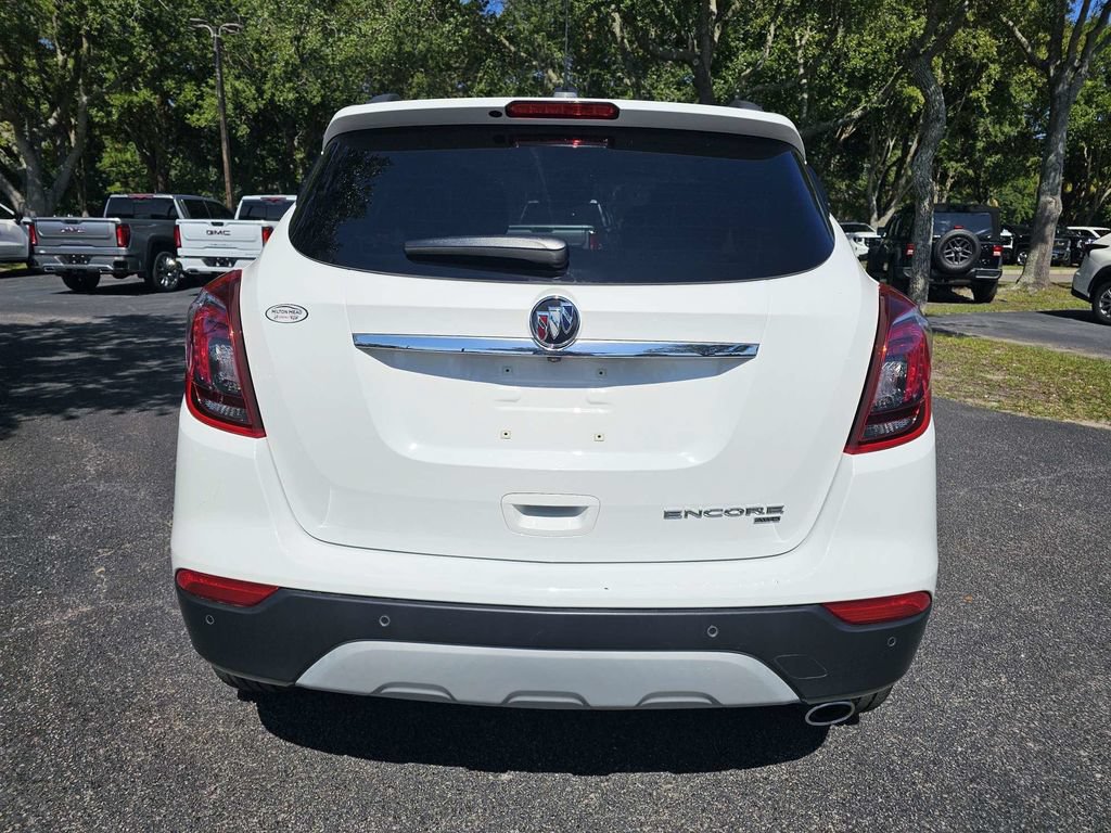 Used 2019 Buick Encore Essence w/ Safety Package II AWD/4WD image 5