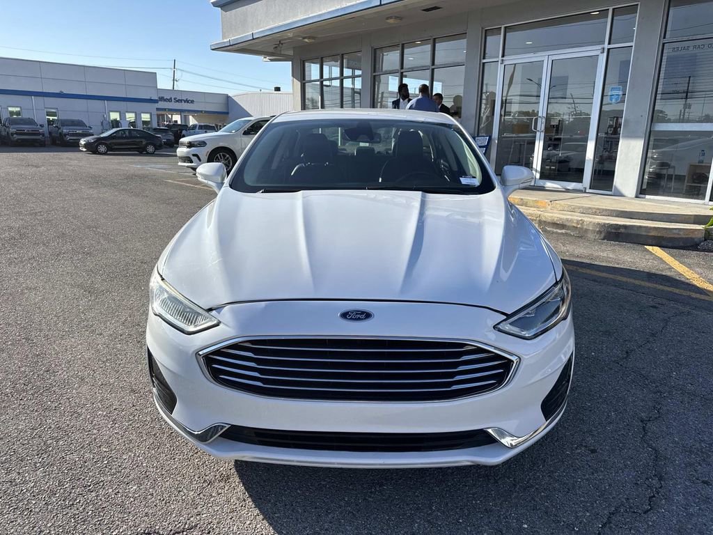Used 2020 Ford Fusion SEL FWD image 2