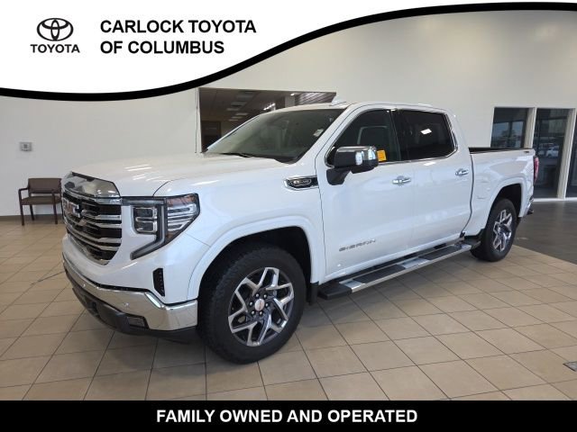 Used 2024 GMC Sierra 1500 SLT w/ SLT Premium Plus Package AWD/4WD image 3