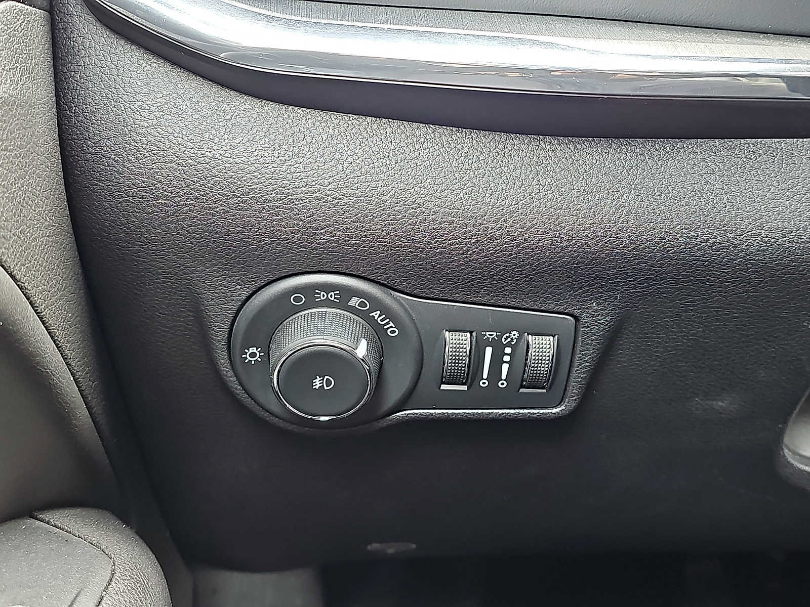 Used 2022 Jeep Compass Limited AWD/4WD image 26