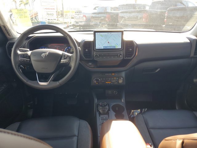 Used 2022 Ford Bronco Sport Outer Banks w/ Tech Package image 12