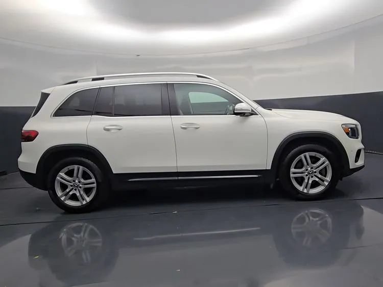 Used 2022 Mercedes-Benz GLB 250 4MATIC image 8