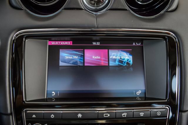 Used 2017 Jaguar XJ L Portfolio image 22