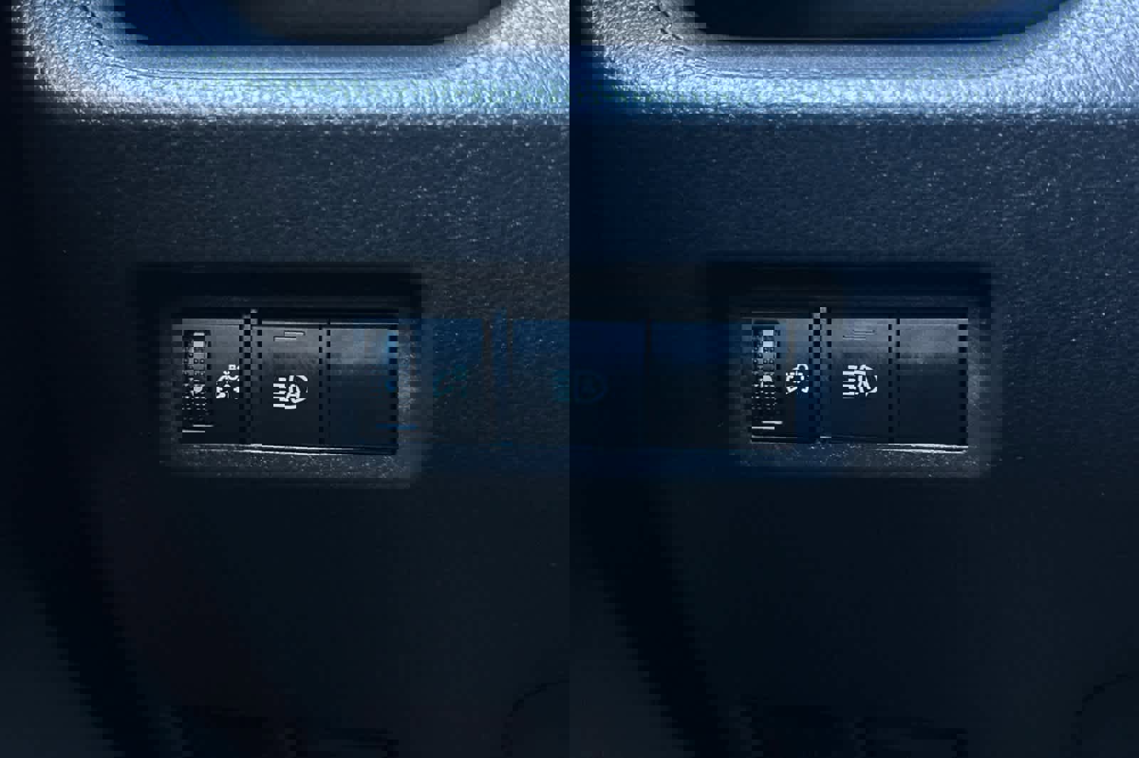 Certified 2024 Toyota RAV4 LE image 29