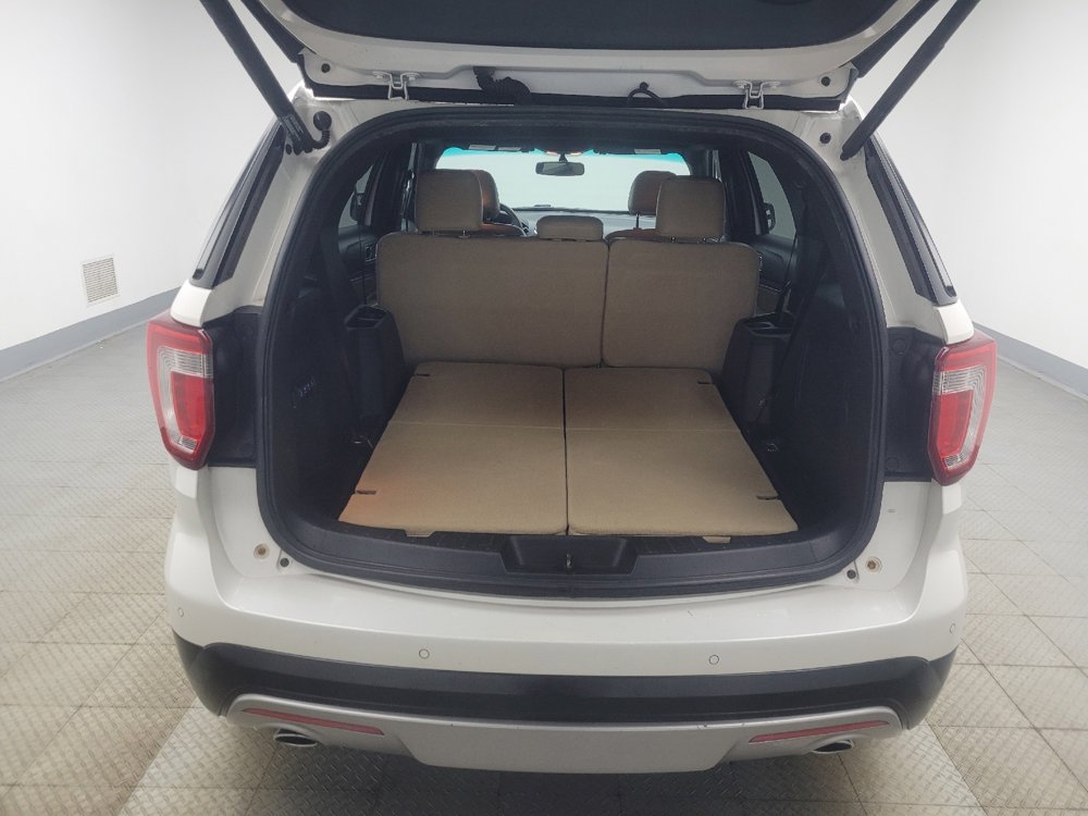 Used 2017 Ford Explorer Limited AWD/4WD image 29