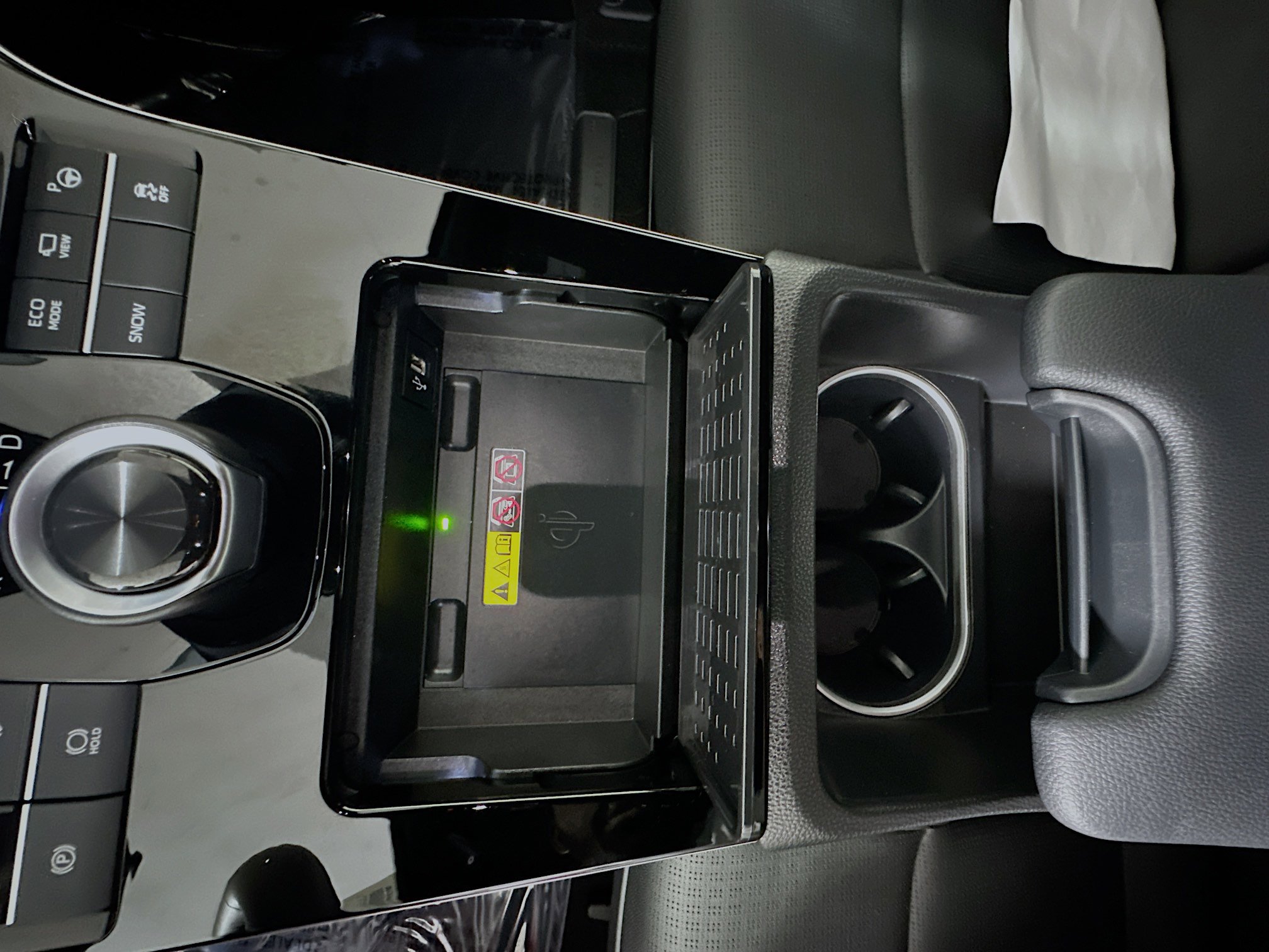 Used 2025 Toyota bZ4X Limited image 22