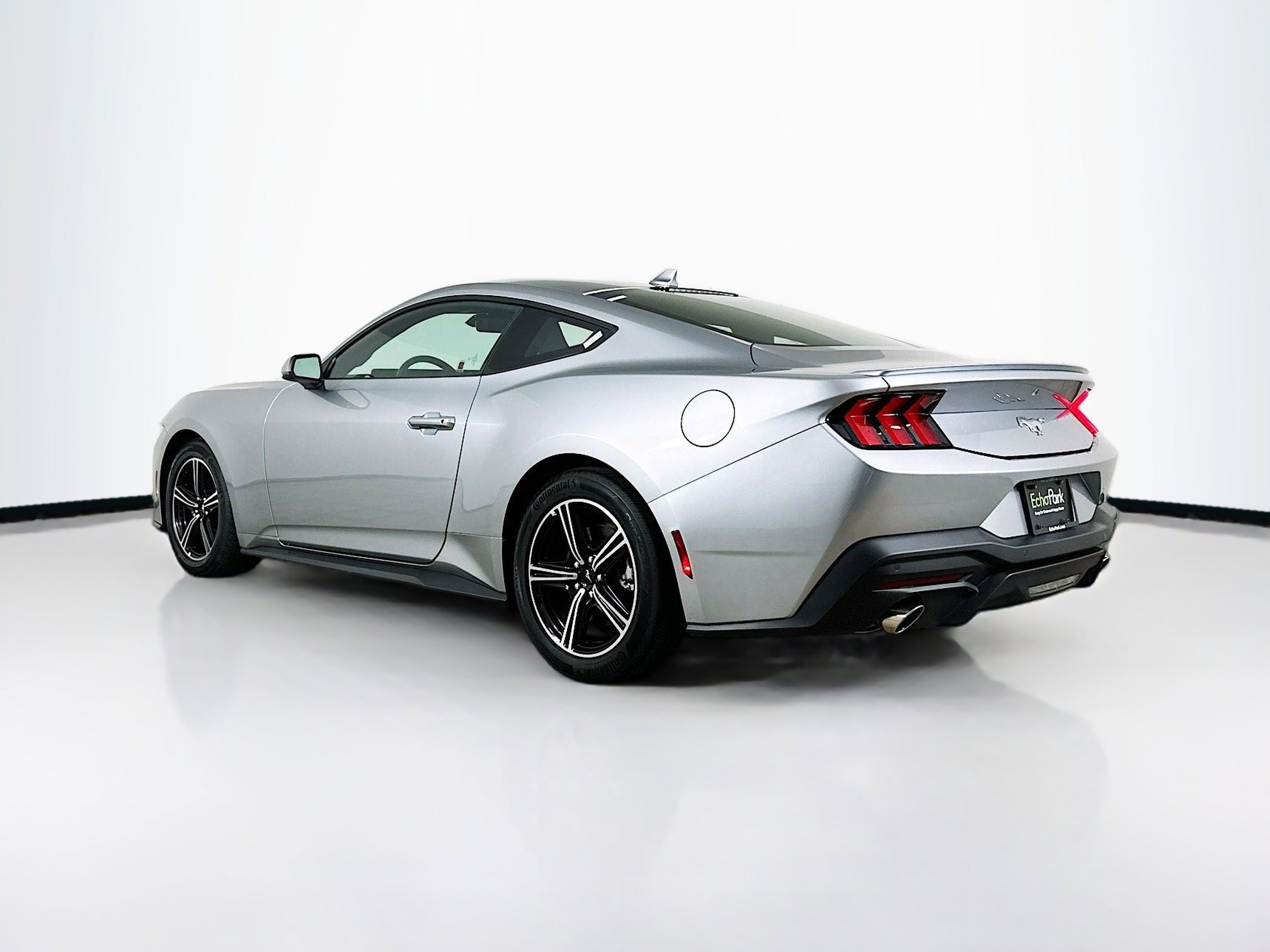 Used 2024 Ford Mustang Premium image 5