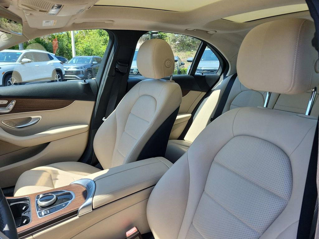 Used 2020 Mercedes-Benz C 300 4MATIC Sedan image 21