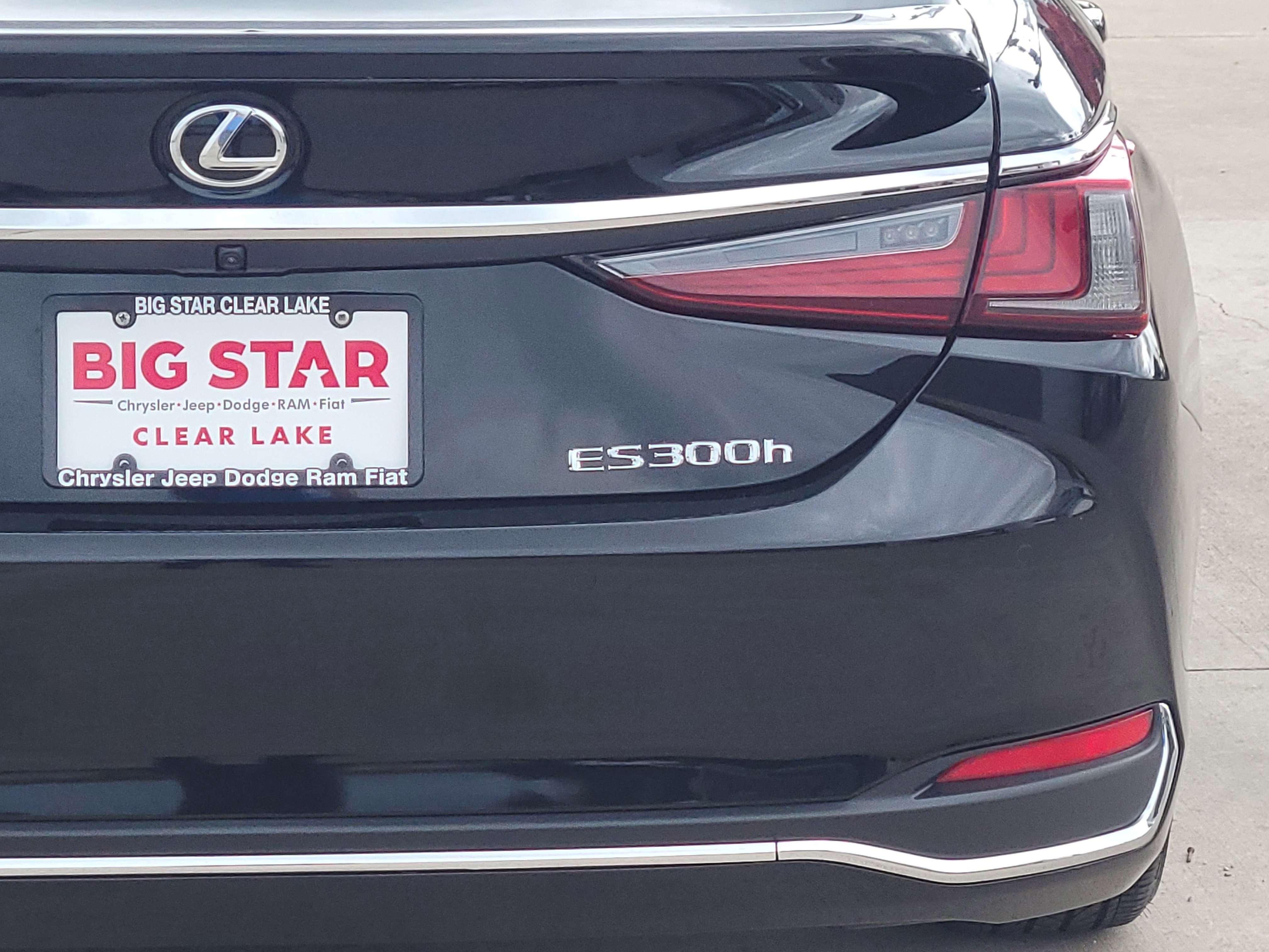 Used 2025 Lexus ES 300h 4DR FWD image 7