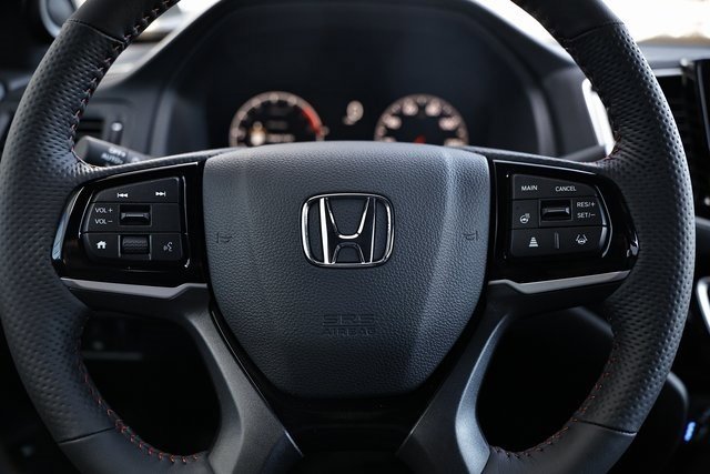 New 2026 Honda Ridgeline Black Edition image 39