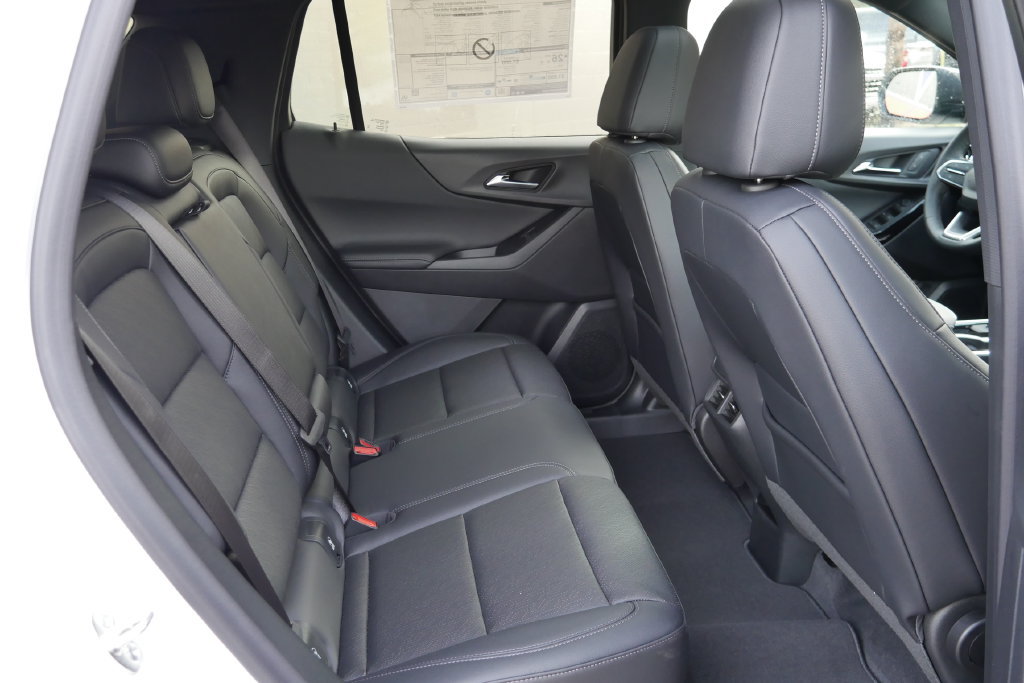 New 2027 Chevrolet Equinox LT w/ Convenience Package II AWD/4WD image 13