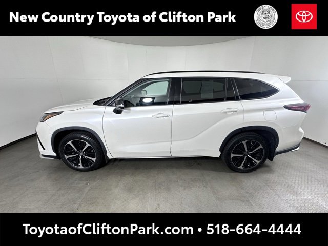 Used 2021 Toyota Highlander XSE image 6