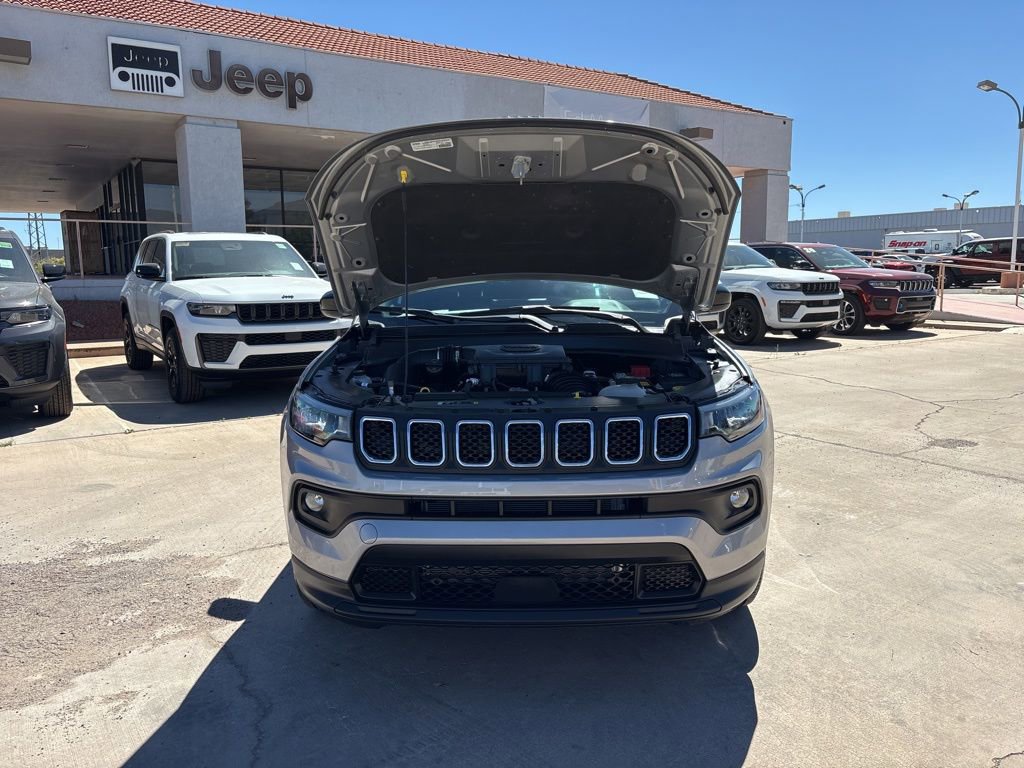 Used 2023 Jeep Compass Latitude w/ Sun and Sound Group image 45