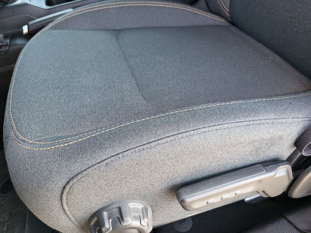 Used 2024 Jeep Wrangler Unlimited image 24