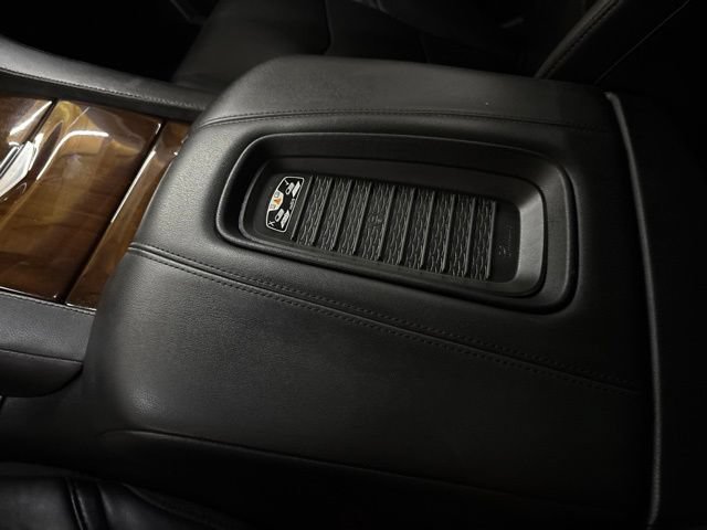 Used 2019 Cadillac Escalade Premium Luxury AWD/4WD image 62