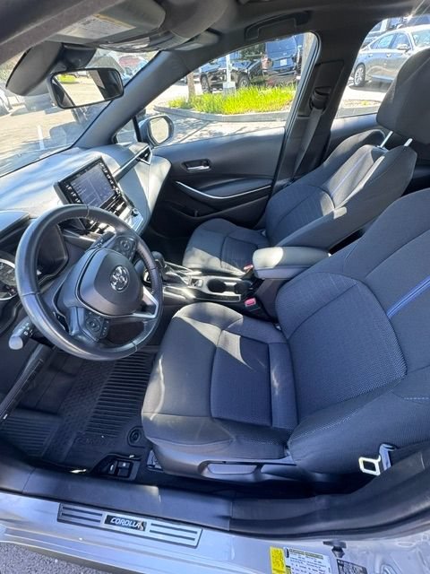 Used 2022 Toyota Corolla SE w/ SE Premium Package FWD image 11