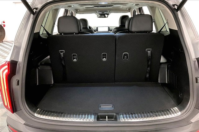 Used 2022 Kia Telluride SX w/ SX Prestige Package image 37