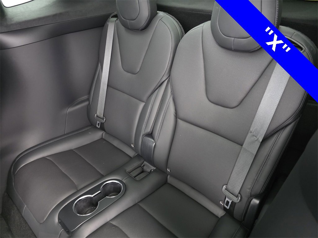 Used 2024 Tesla Model X image 16