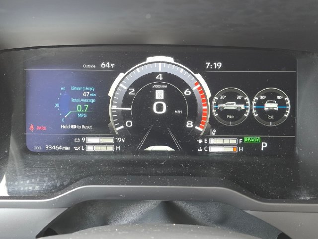 Used 2022 Toyota Tundra Limited AWD/4WD image 28