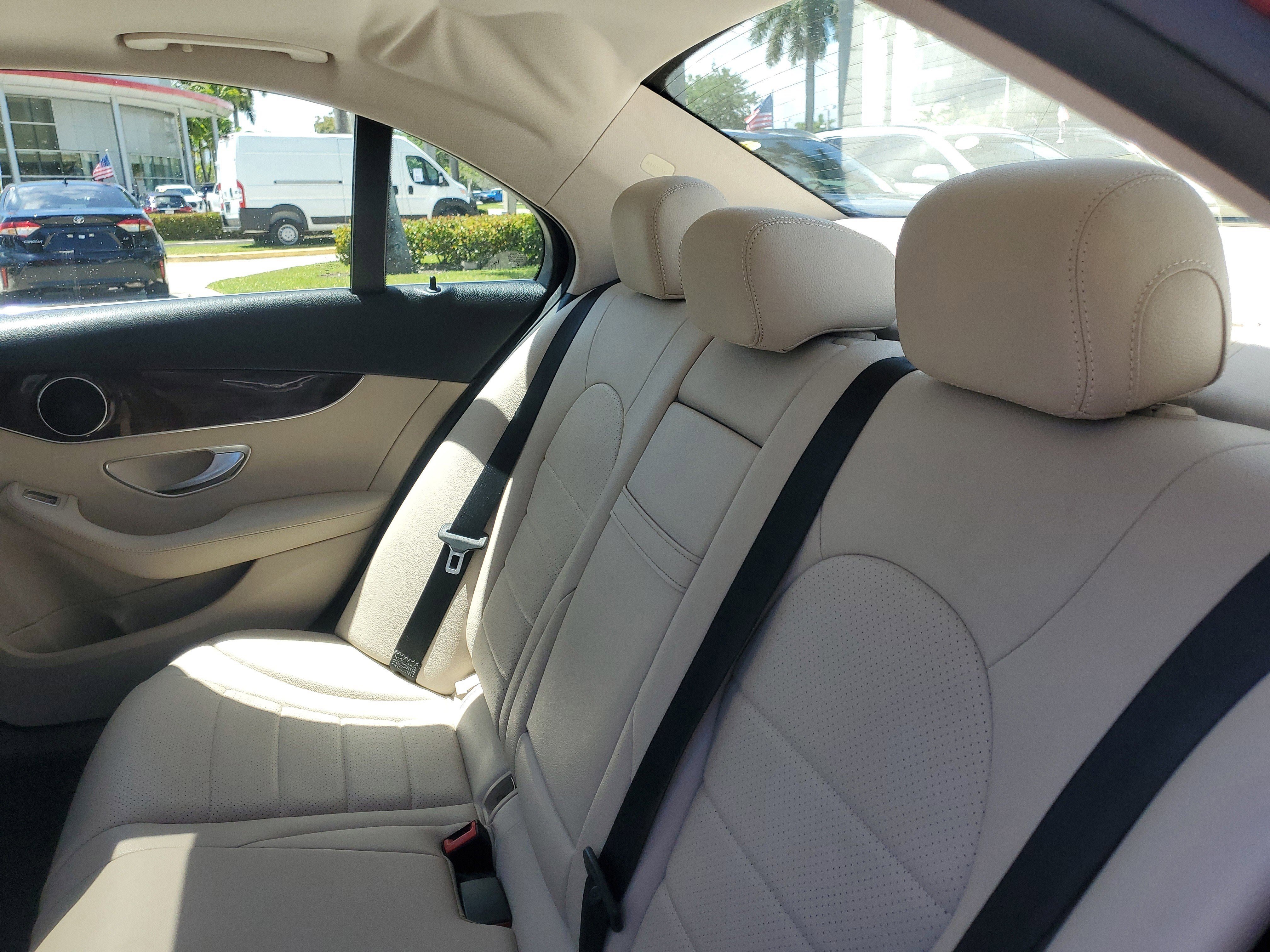 Used 2018 Mercedes-Benz C 300 Sedan w/ Premium Package image 12