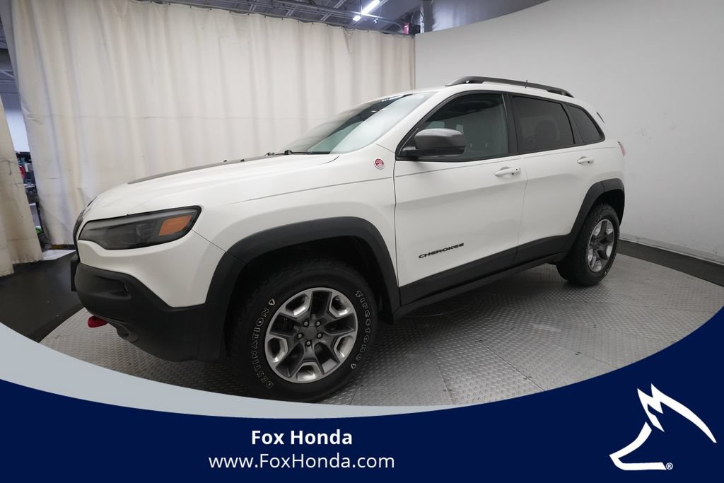 Used 2019 Jeep Cherokee Trailhawk w/ Comfort/Convenience Group AWD/4WD image 1