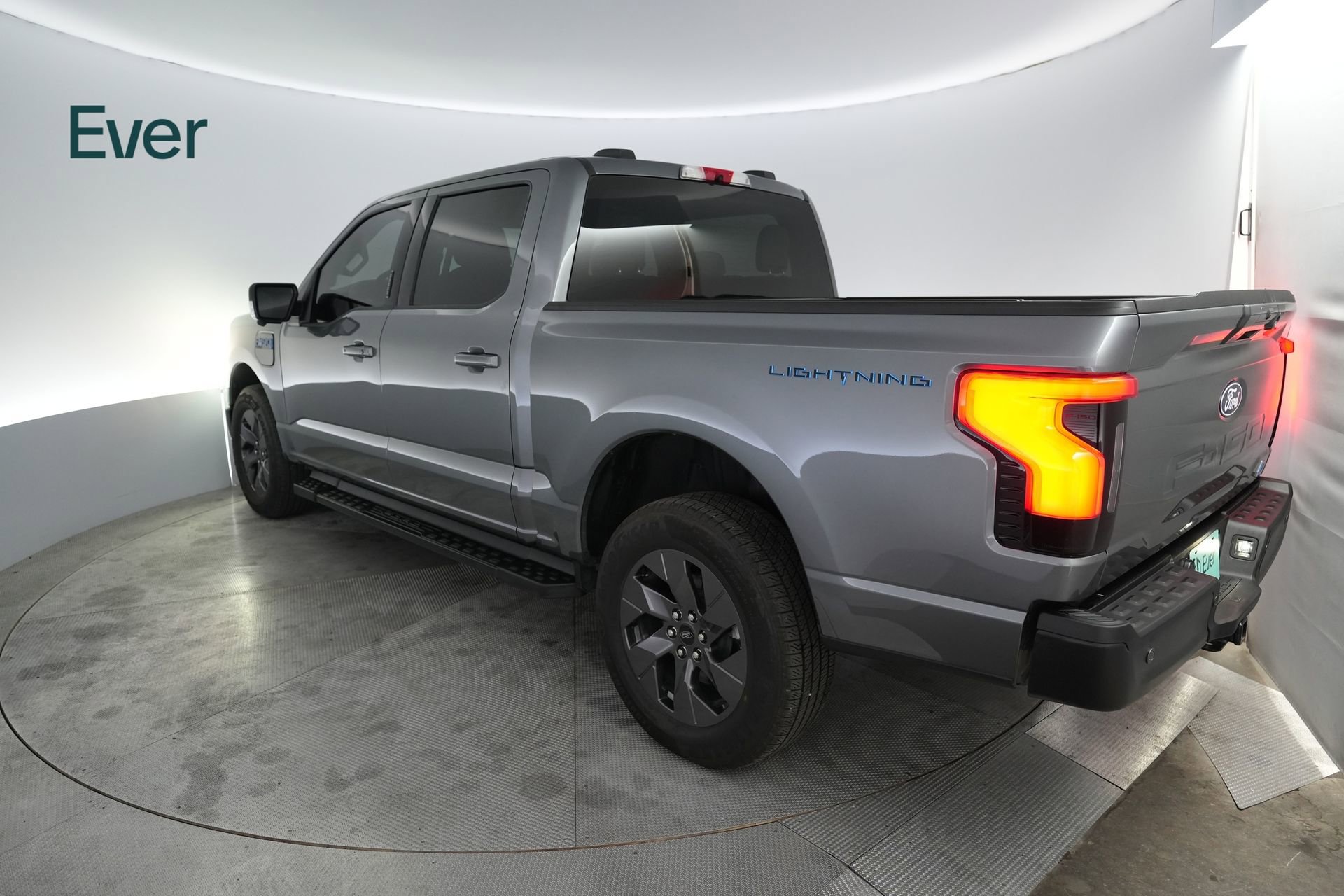 Used 2024 Ford F150 Lightning Flash image 3