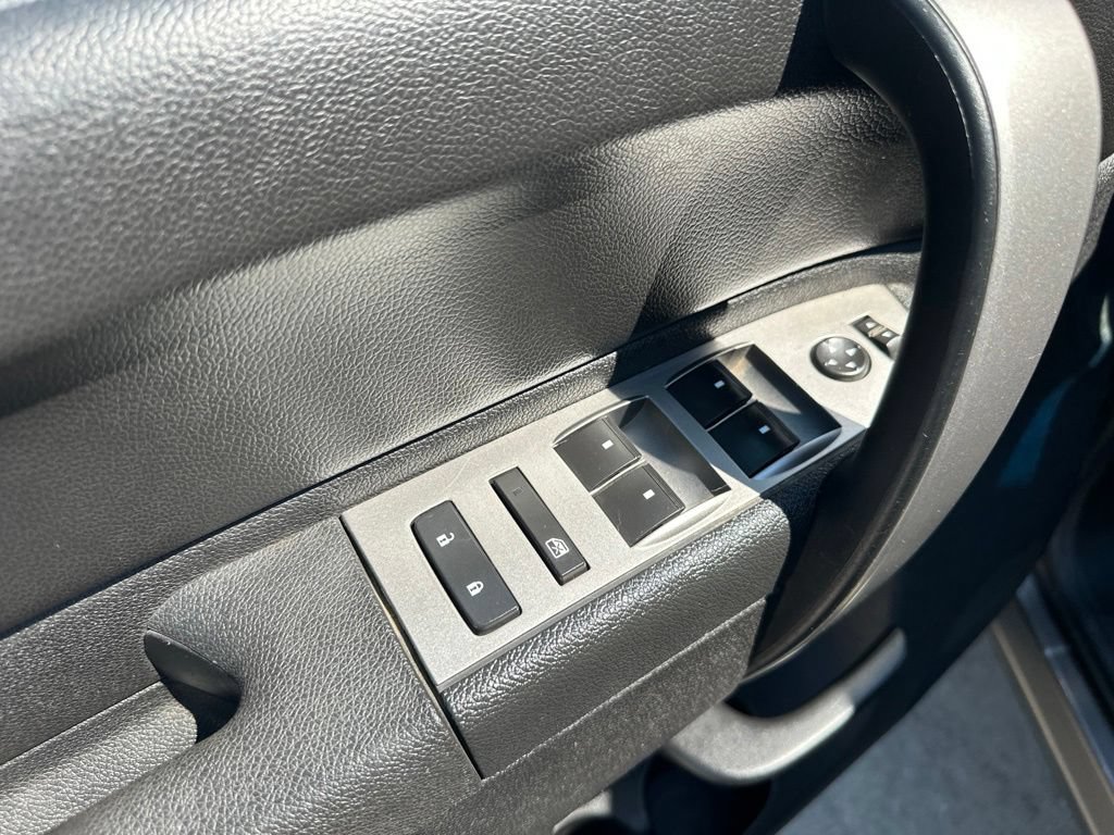Used 2013 Chevrolet Silverado 1500 LT w/ All-Star Edition AWD/4WD image 17