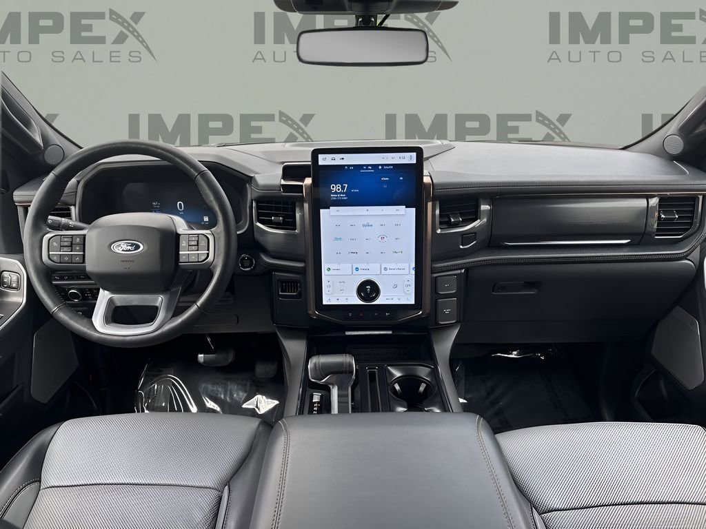 Used 2023 Ford F150 Lightning Lariat image 13