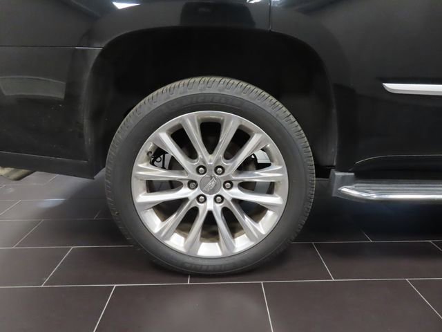 Used 2019 Cadillac Escalade Luxury image 17