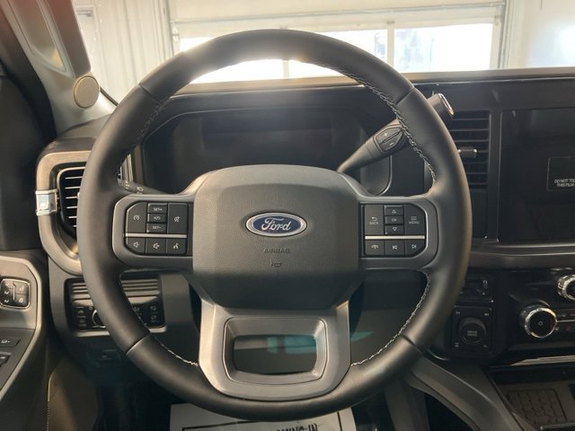 New 2026 Ford F350 4x4 Crew Cab Super Duty image 13