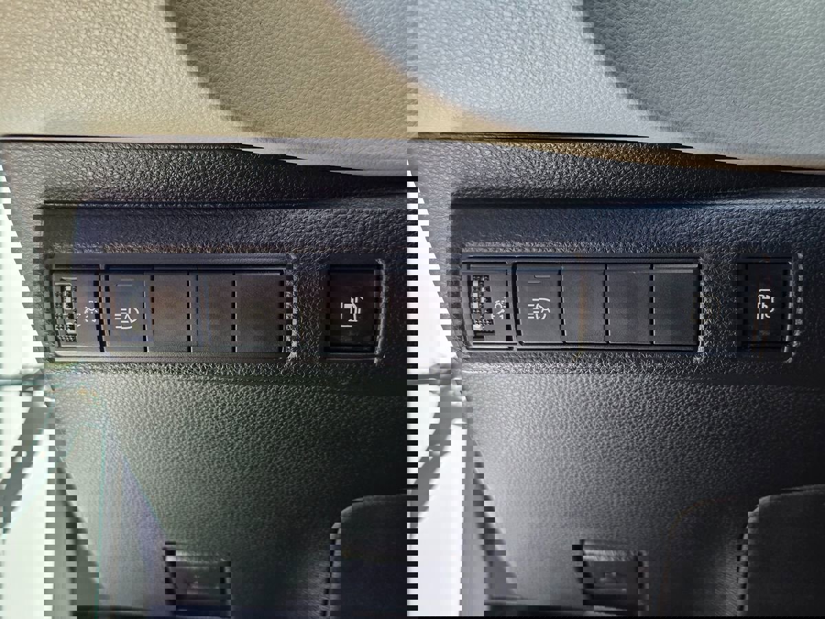 Used 2023 Toyota Corolla LE image 45