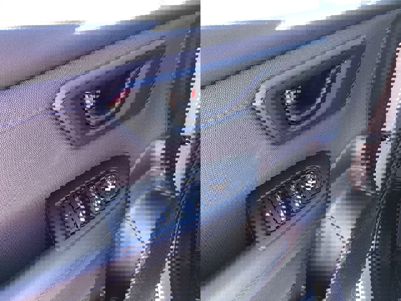 Used 2025 Subaru Forester Premium image 13