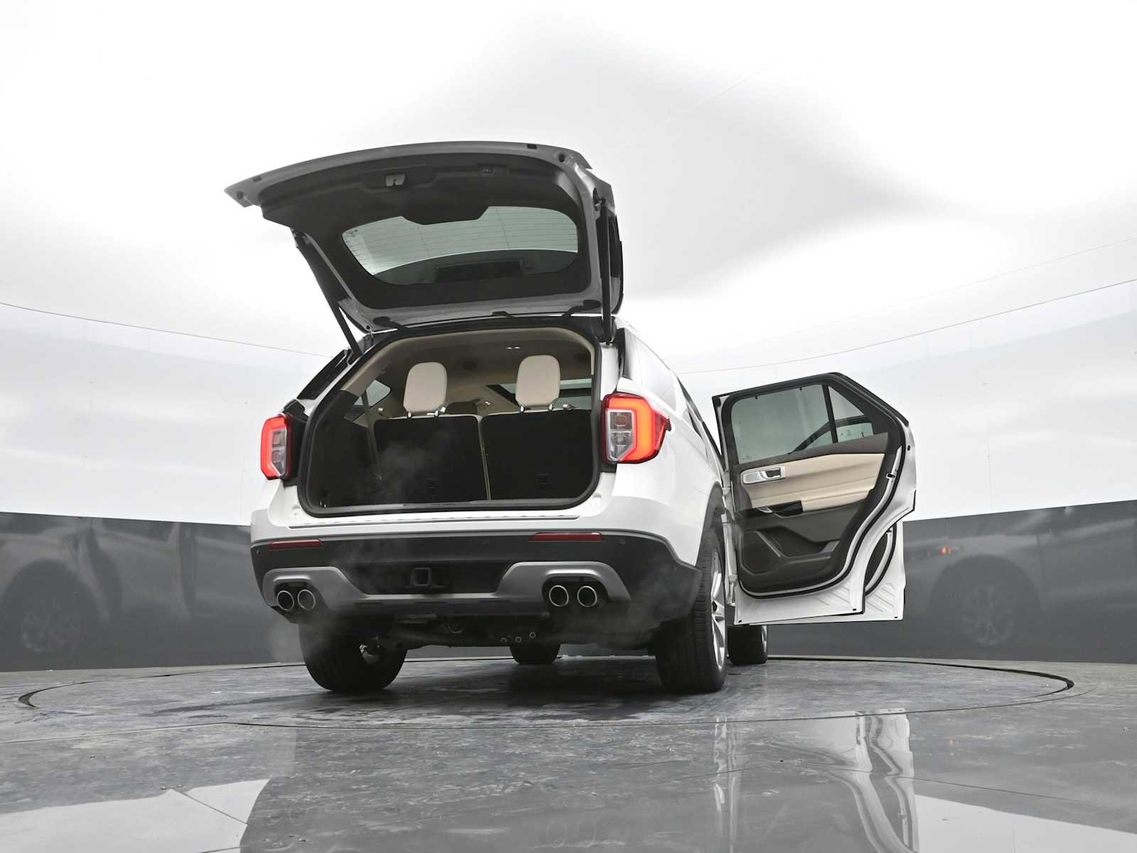 Used 2021 Ford Explorer Platinum w/ Equipment Group 601A image 49