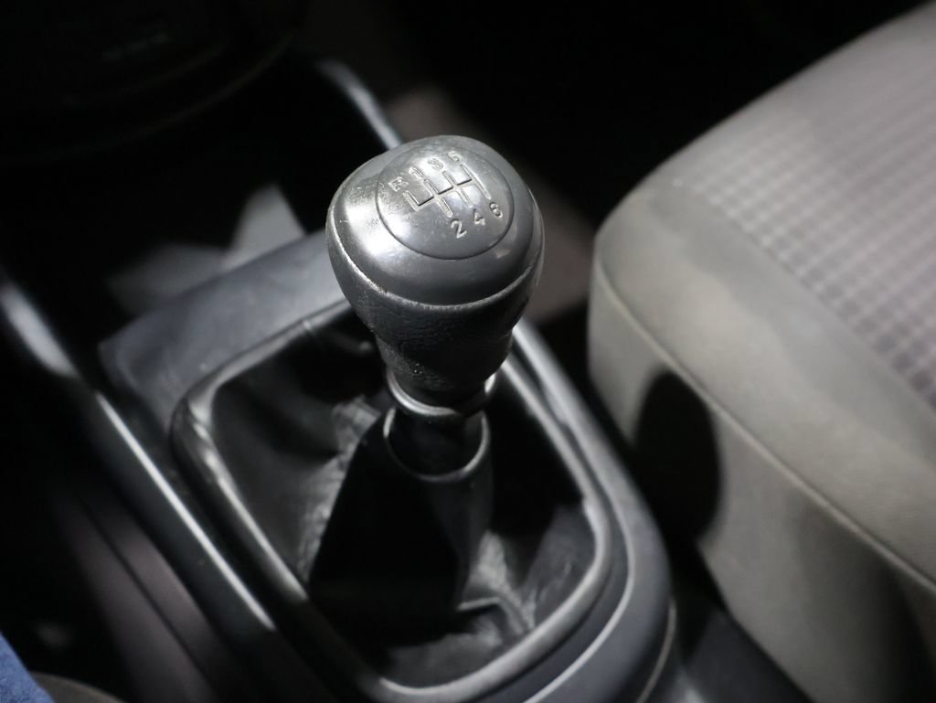 Used 2012 Kia Soul FWD image 25