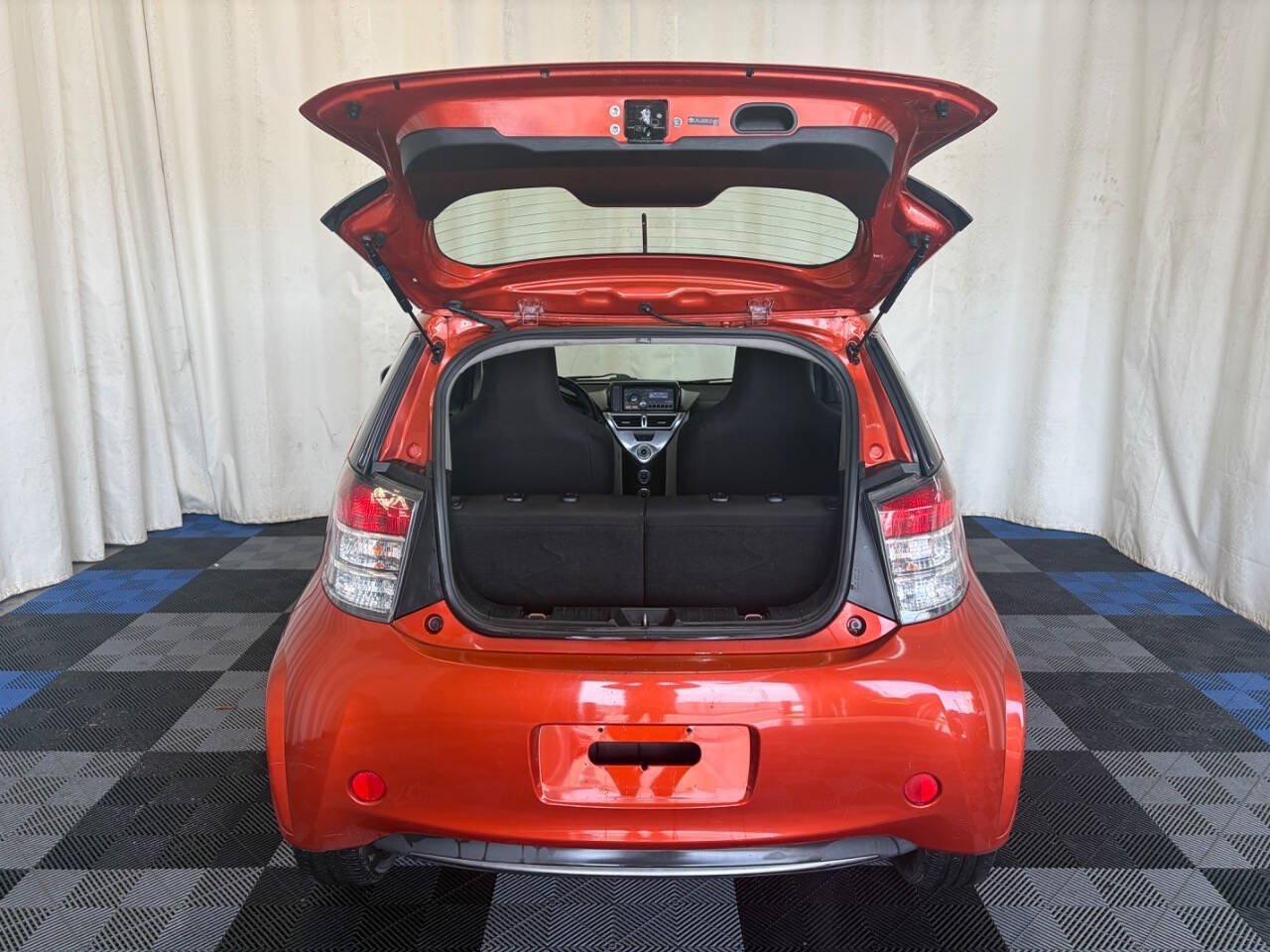Used 2012 Scion iQ w/ Rear Speaker Pkg FWD image 9