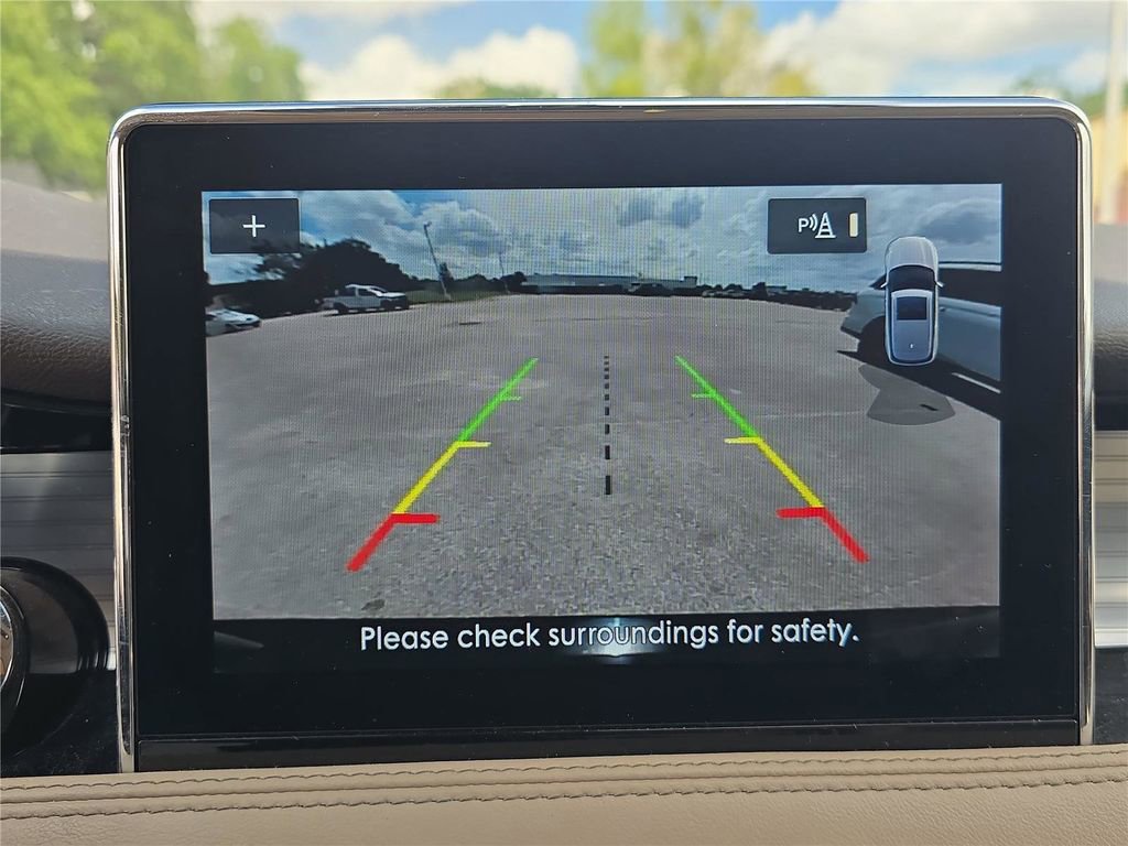 Used 2022 Lincoln Corsair FWD image 16