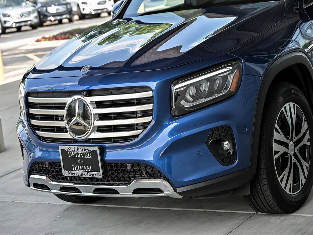 Certified 2025 Mercedes-Benz GLB 250 4MATIC image 4