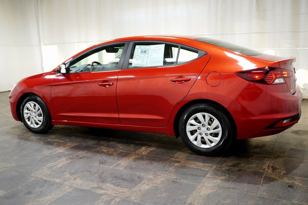 Used 2020 Hyundai Elantra SE image 6