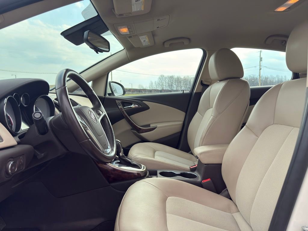 Used 2014 Buick Verano image 2