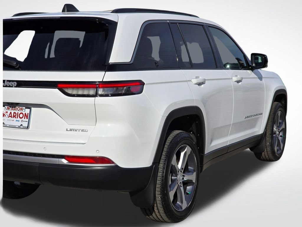 New 2026 Jeep Grand Cherokee Limited w/ Trailer Tow Package AWD/4WD image 40