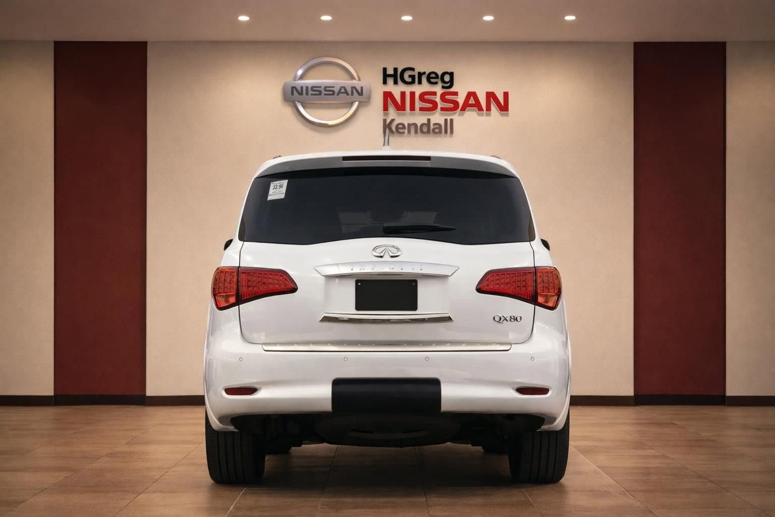 Used 2017 INFINITI QX80 4WD w/ Driver Assistance Package image 6