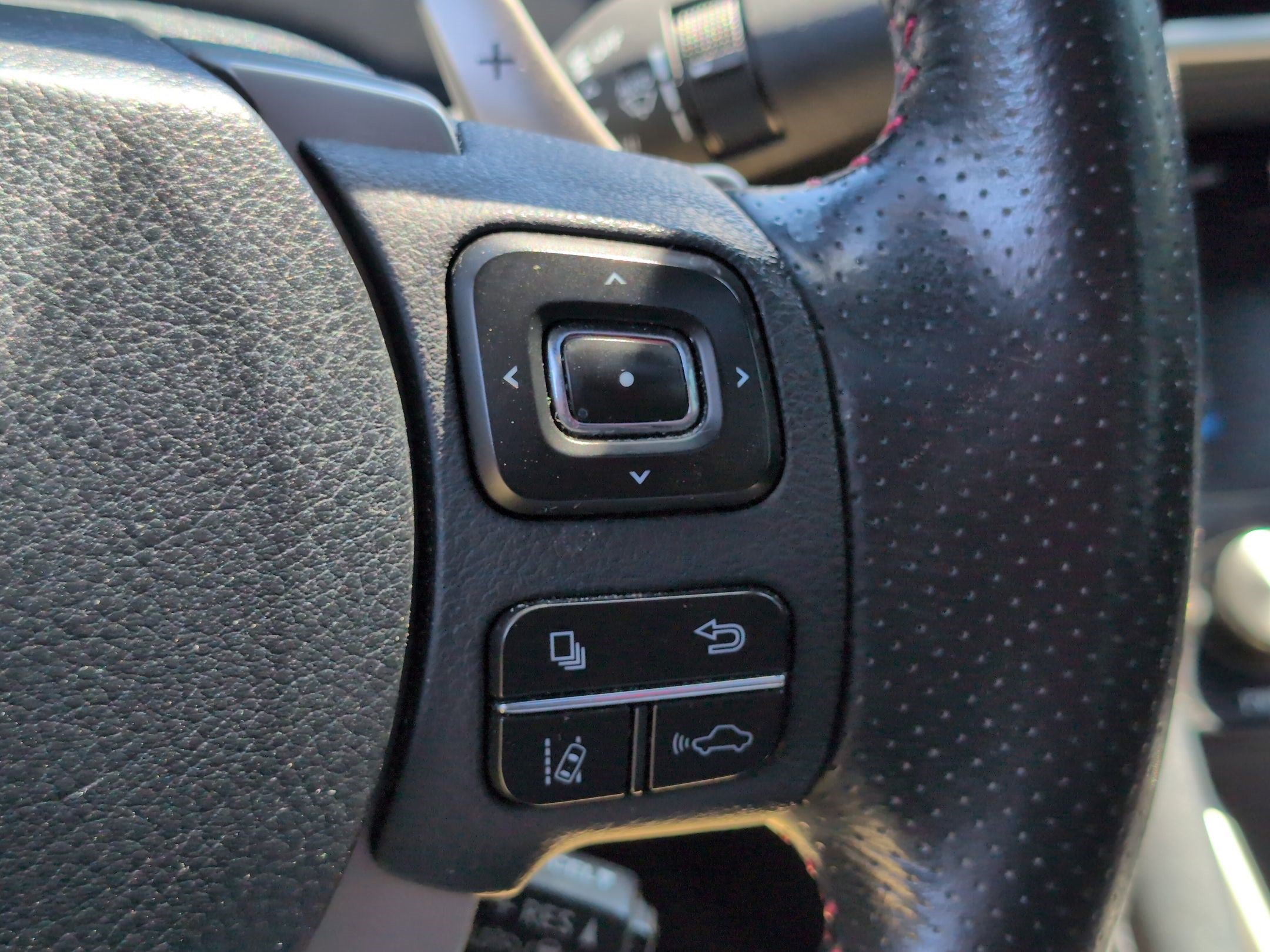 Used 2018 Lexus IS 300 F Sport RWD image 19