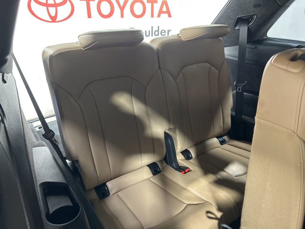 Used 2022 Audi Q7 3.0T Prestige image 18