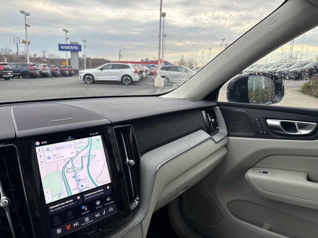 Certified 2024 Volvo XC60 T8 Ultimate w/ Protection Package Premier image 27