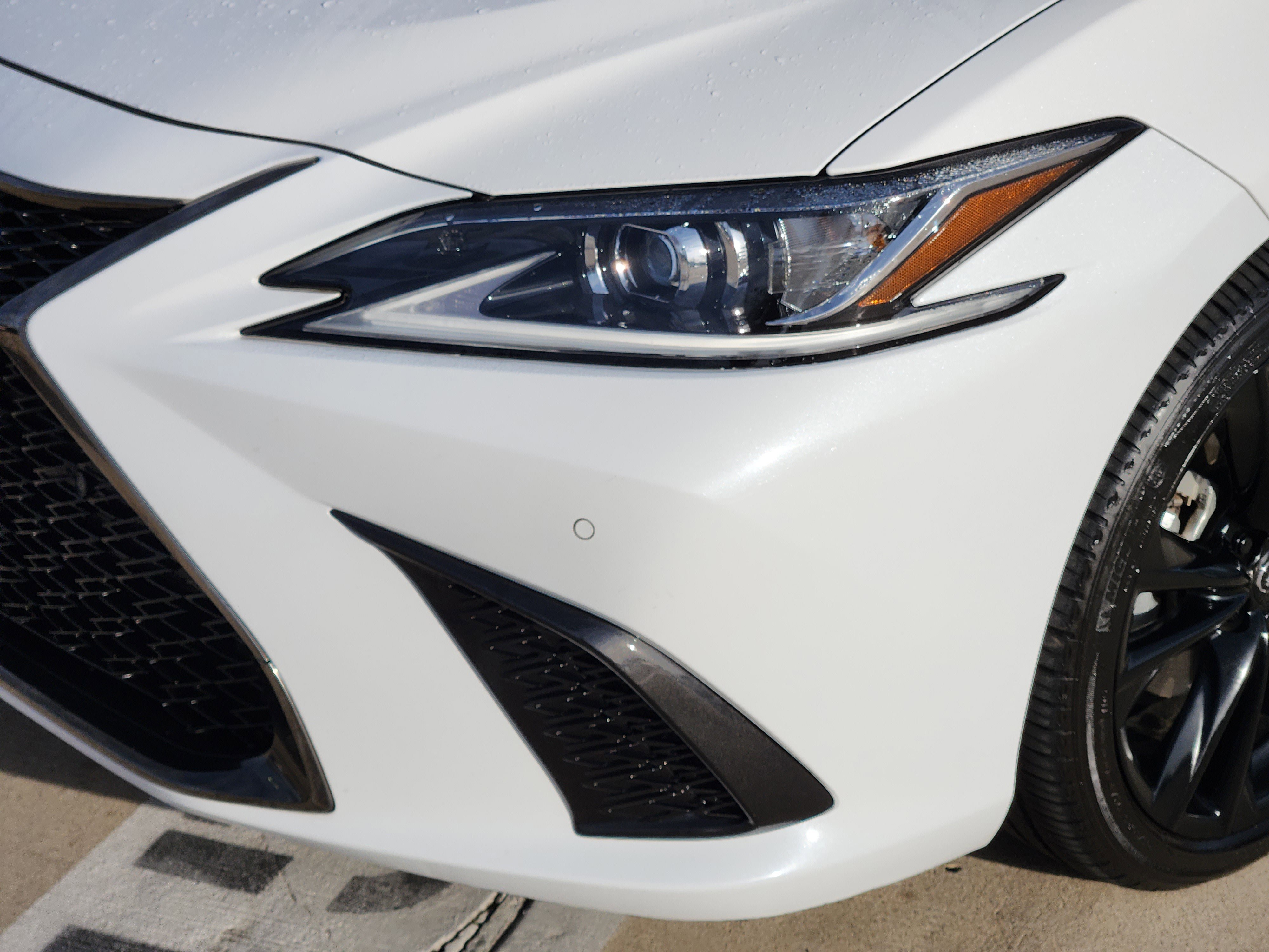 Used 2023 Lexus ES 350 F Sport w/ Accessory Package (Z1) image 6