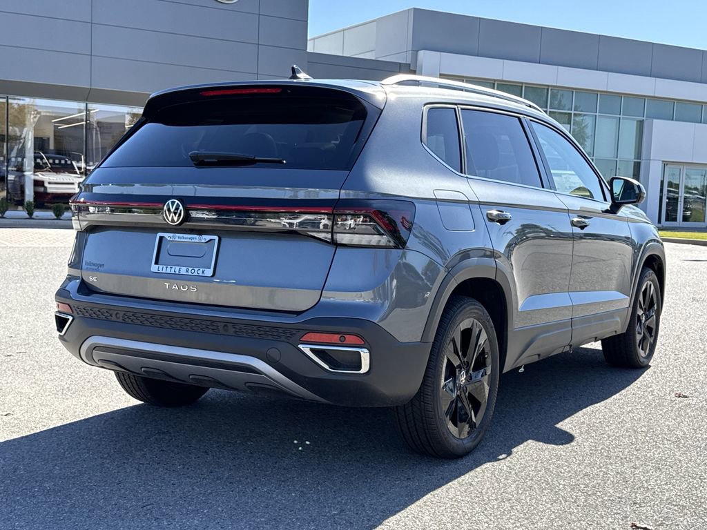 New 2025 Volkswagen Taos SE image 5