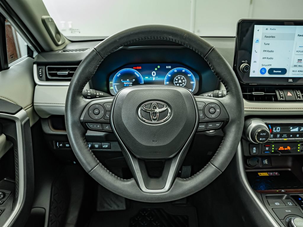 Used 2025 Toyota RAV4 Limited w/ Advanced Technology Package AWD/4WD image 24