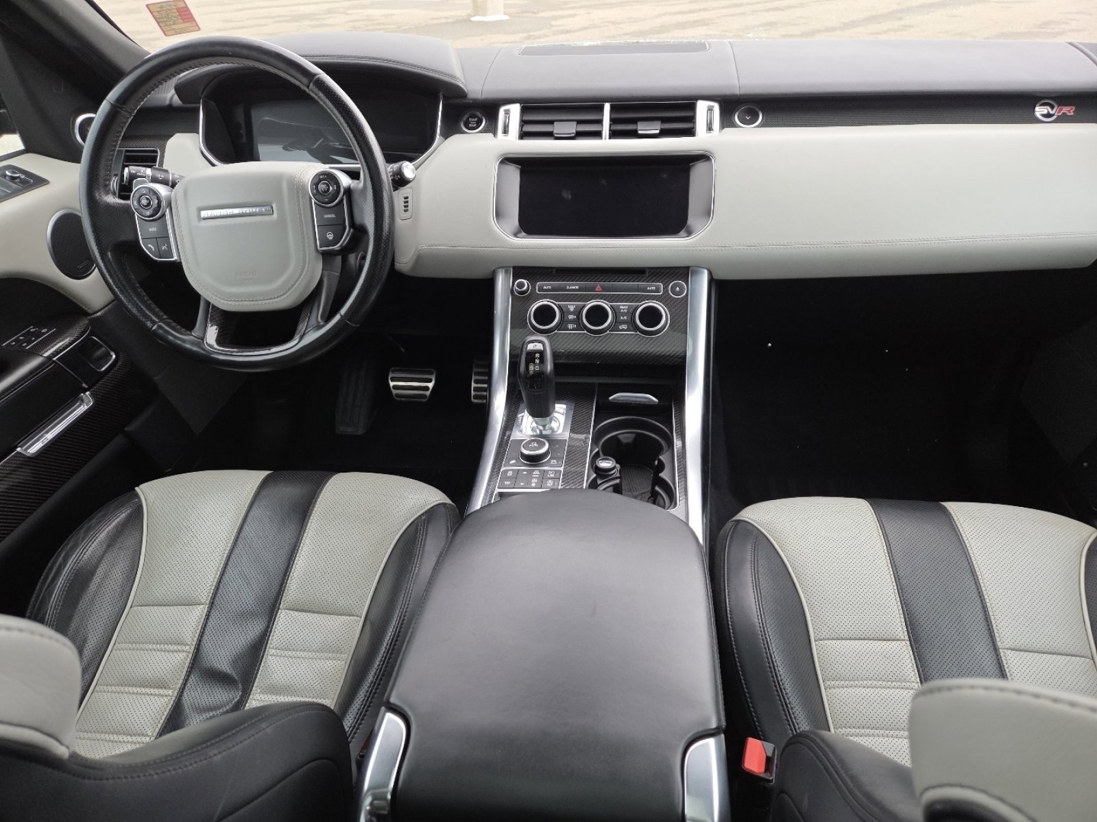 Used 2017 Land Rover Range Rover Sport SVR image 24